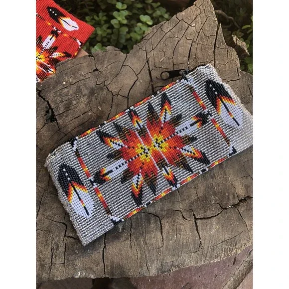 Handmade Southwestern Beaded hand bag - Picture 7 of 11